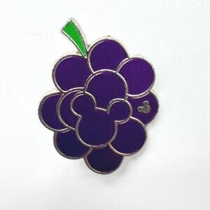 2017 WDW Purple Grapes Fruit Collection Hidden Mickey Disney Trading Pin